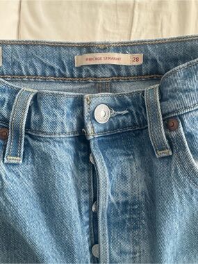 Levi's Ribcage Straight Light Blue Denim Jeans